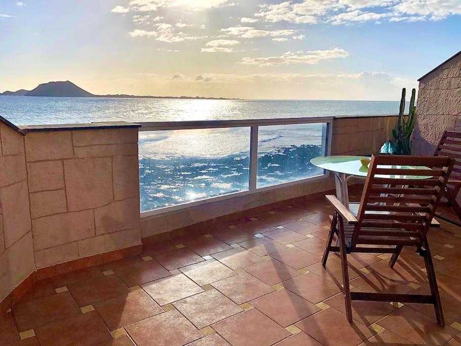 Precioso Atico Con Vistas Espectaculares. Appartement Corralejo Buitenkant foto